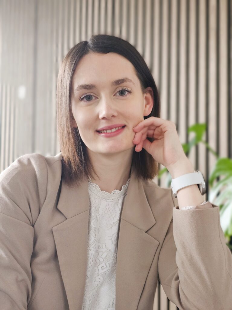 Et billede af personen bag DesinoWeb. Sabina.